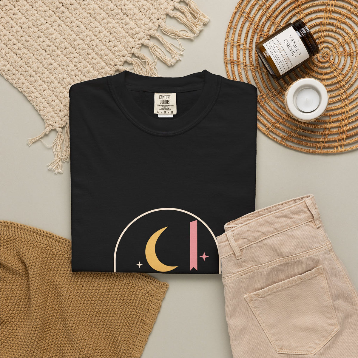 EVELE The Moon Keeps My Place | Garment-Dyed Tee