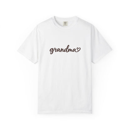 GRANDMA Heartline Tee | Comfort Colors 1717