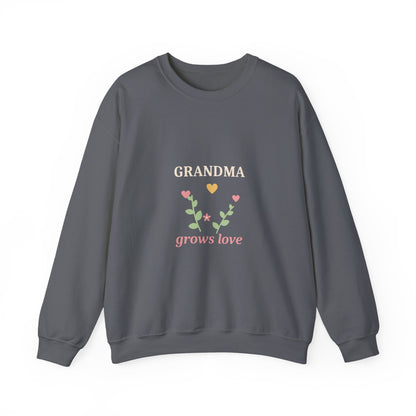 EVELE Grandma Grows Love | Graphic Crewneck Sweatshirt